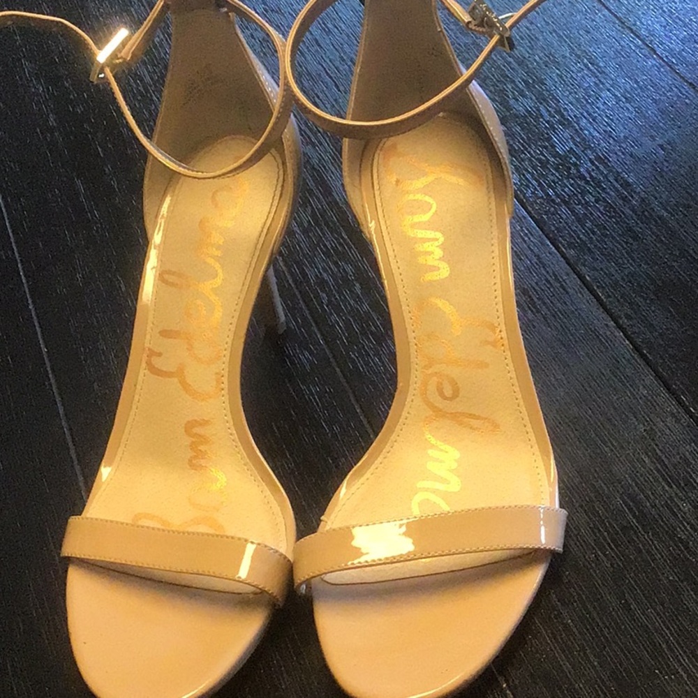 Nude heels